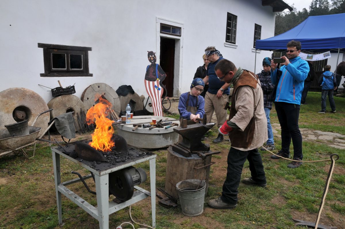 Z pohádky do pohádky