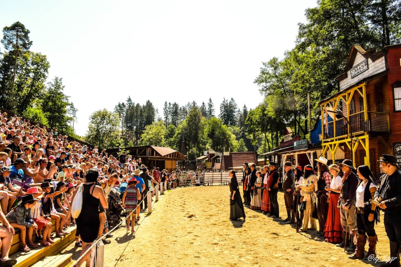 Ukončení letní sezóny a nedělní derniéra